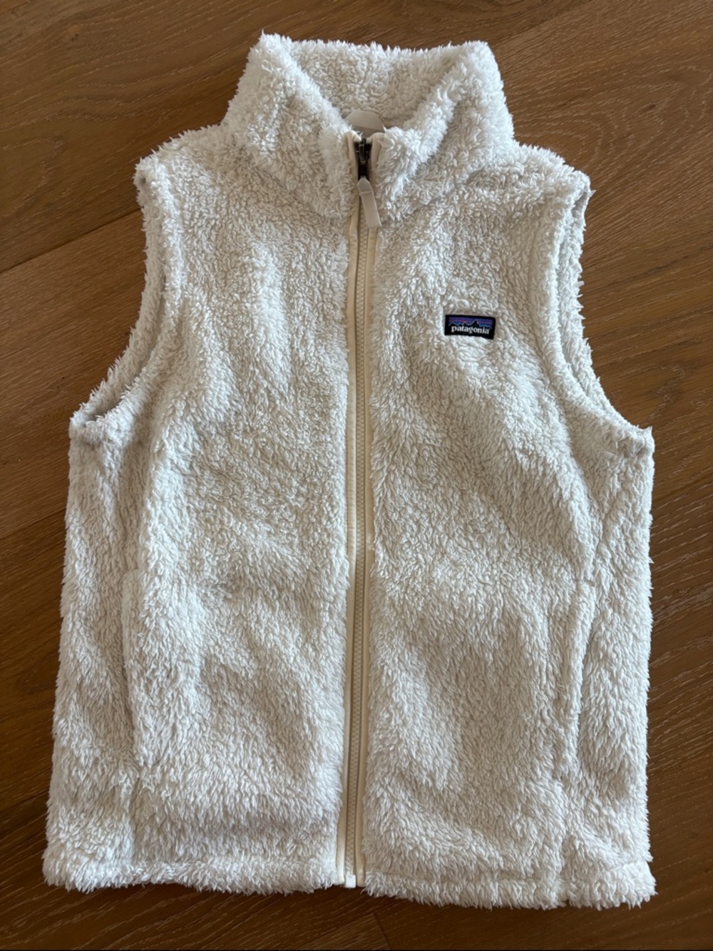 Patagonia Vest Kids White Sherpa XXL 16-18 Girls Also Fits Women’s Small